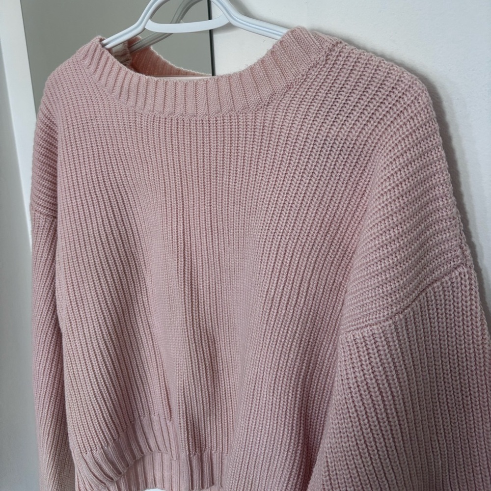 Forever 21 Open Back Knit Sweater in Light Pink - Picture 3 of 8